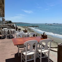 5/21/2022에 Maria B.님이 La Isla Beach Bar Restaurant에서 찍은 사진