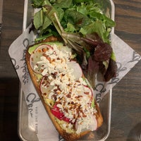 Photo taken at Goddess and Grocer by Rachel A. on 11/1/2019