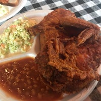 Photo taken at Gus&amp;#39;s World Famous Fried Chicken by Jessica Y. on 12/23/2018