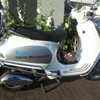 Photo taken at The Boas Vespa by Philip B. on 10/23/2012