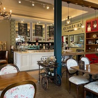 Foto scattata a Carême Café &amp;amp; Pâtisserie da Eduardo V. il 5/14/2022