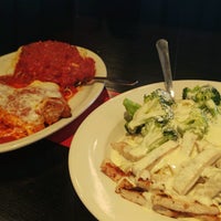 Photo taken at Bambinelli&amp;#39;s Pizza &amp;amp; Pasta by ERIC on 6/11/2021