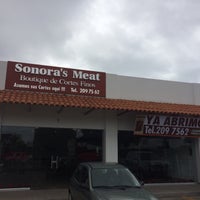 Photo taken at Sonora´s Meat by Oscar Antonio A. on 12/27/2015