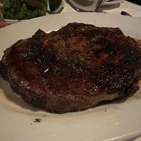 Photo taken at Morton&amp;#39;s The Steakhouse by Kang Wei S. on 9/11/2023