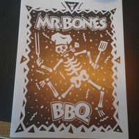 Foto tirada no(a) Mr. Bones BBQ por Shaun A. em 3/11/2013