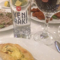 Foto tirada no(a) Kolcuoğlu Restaurant por Zlmc em 1/22/2016