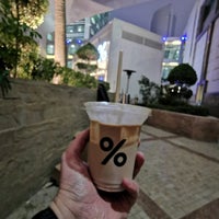 Photo taken at % ARABICA by 𝔍𝖆𝖘𝖘𝖊𝖒 . on 12/18/2020