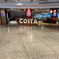 Photo taken at Costa Coffee by 𝔍𝖆𝖘𝖘𝖊𝖒 . on 6/3/2023