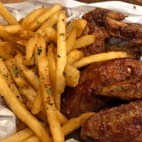 Photo taken at 4Fingers Crispy Chicken by NeMeSiS on 5/17/2019