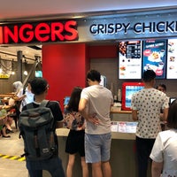 รูปภาพถ่ายที่ 4Fingers Crispy Chicken โดย NeMeSiS เมื่อ 4/29/2019