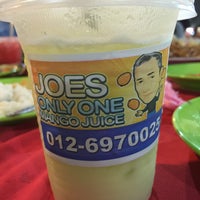 Photo taken at Joes Only One Mango Juice by NeMeSiS on 7/14/2016