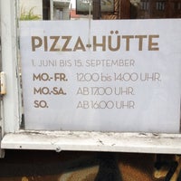 Photo taken at Pizza-Hütte by fronx on 7/14/2013