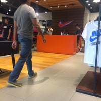 nike park mall of asia