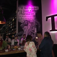 Das Foto wurde bei Time Restaurant &amp;amp; Bar von Tasha T. am 4/21/2018 aufgenommen