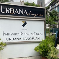 Photo taken at Urbana Langsuan by Rungthiwa S. on 8/1/2021