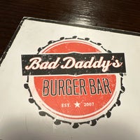Снимок сделан в Bad Daddy&amp;#39;s Burger Bar пользователем Kris L. 1/28/2024