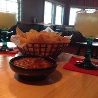 Foto diambil di Escondido Mexican Cuisine &amp;amp; Tequila Bar oleh Vanessa P. pada 2/15/2014