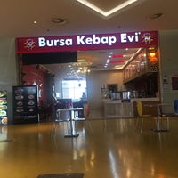 Foto scattata a Bursa Kebap Evi da Abdulrahman A. il 6/25/2021