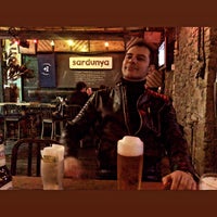 2/1/2022 tarihinde Emre 👮‍♂️🇹🇷ziyaretçi tarafından Sardunya Cafe &amp;amp; Bar'de çekilen fotoğraf