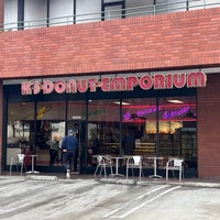 Photo taken at K&amp;#39;s Donut Emporium by Kim A. on 1/15/2023