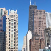 Photo taken at The Gwen, a Luxury Collection Hotel, Michigan Avenue Chicago by Kim A. on 9/28/2021