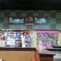 Photo taken at Round Table Pizza by Joseph R. on 5/22/2016