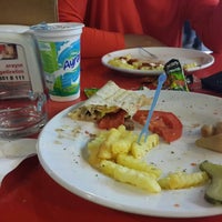 9/20/2013にKerim Z.がKaldırım Fast Foodで撮った写真