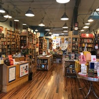 Photo taken at Alley Cat Books by Isabella L. on 6/24/2018