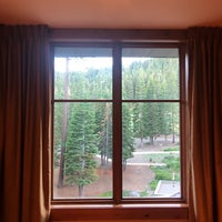 Снимок сделан в The Ritz-Carlton, Lake Tahoe пользователем Isabella L. 7/9/2022