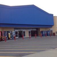 Photo taken at Walmart Supercentre by Chris R. on 11/5/2013