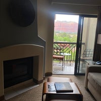 Photo taken at Hilton Sedona Resort at Bell Rock by Angel L. on 5/13/2023