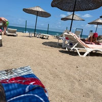 รูปภาพถ่ายที่ Fusha Beach โดย Sinan เมื่อ 7/11/2022