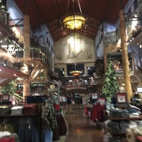 Photo taken at Bass Pro Shops by Jonathan D. Y. on 12/4/2016
