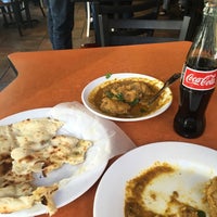 Das Foto wurde bei Pakwan Indian Restaurant von Sandeep G. am 12/31/2015 aufgenommen