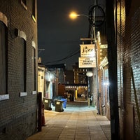 Photo taken at Blues Alley by Esteban F. on 11/16/2023