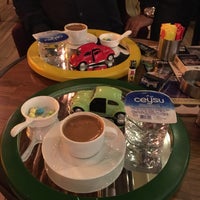 Photo taken at Voswos Garage Coffee Hotel by Halil on 3/16/2016