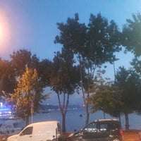 Photo taken at Cızbız Köfte Beykoz Yalısı by Günay K. on 8/6/2016