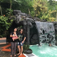 Yasmin Harmony Swimming Pool Kolam