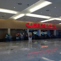 Foto tirada no(a) Cinemark por Divaldo Pinheiro d. em 2/26/2013