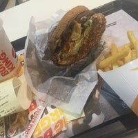 Photo taken at Burger King by Jucelia A. on 9/1/2016