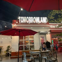 Foto tirada no(a) Tomorrowland Miami por Kenny S. em 3/1/2021