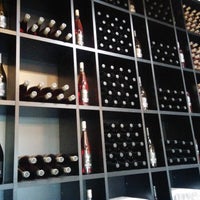 Снимок сделан в BK Cellars Urban Winery &amp;amp; Tasting Lounge пользователем BK Cellars Urban Winery &amp;amp; Tasting Lounge 1/22/2014