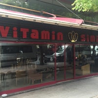Photo taken at Vitamin Simit by Erol Koçan on 7/20/2016