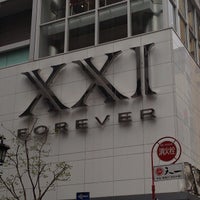 Photo taken at FOREVER21 銀座店 by Timothy J. on 3/25/2013