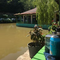 Das Foto wurde bei Yeşil Göl von Vildan am 7/26/2020 aufgenommen