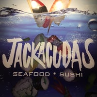 รูปภาพถ่ายที่ Jackacuda’s Seafood &amp;amp; Sushi โดย Michael M. เมื่อ 7/27/2019