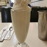 Photo taken at Jim&amp;#39;s Homestyle Diner &amp;amp; Coffee Shop by Edwin L. on 6/14/2017