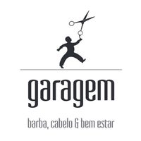 Foto tirada no(a) Garagem Barbearia por Wagner R. em 9/23/2015