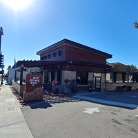 4/13/2018 tarihinde Hill Street Cafe La Canadaziyaretçi tarafından Hill Street Cafe'de çekilen fotoğraf