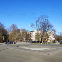 Photo taken at Сухой фонтан «Крестики-нолики» by Елена К. on 5/4/2020